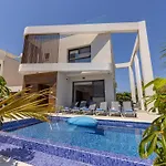 Nissi 1 Villa *