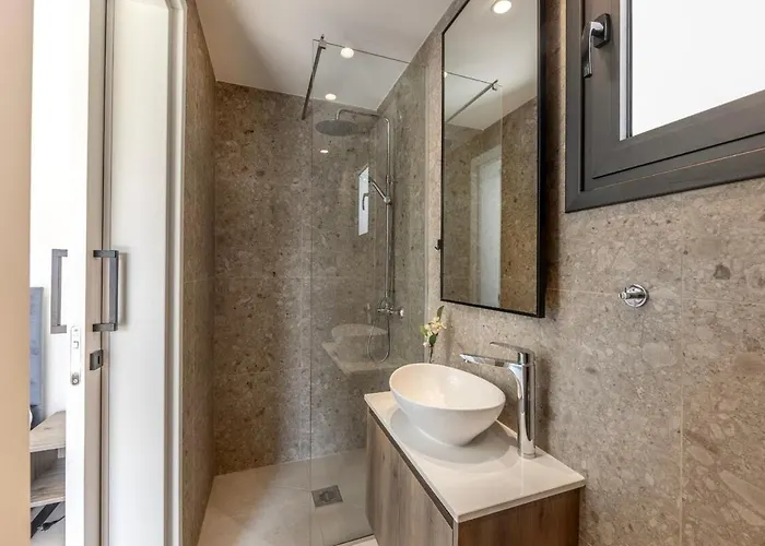 ヴィラ Nissi 1 アヤナパ